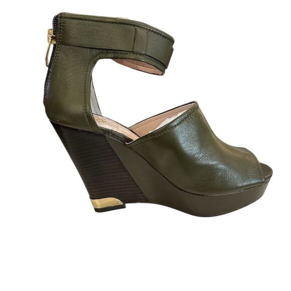 Vince Camuto Women's Olive Green Wedge Sandals Size 6.5M - Standard - Picture 3 of 13